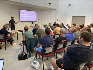 Réunion avec les responsables des écoles de rugby des bassins 1-2-3. 