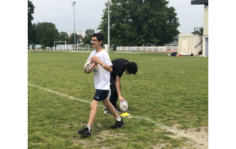 Jouer au rugby, c'est super sympa