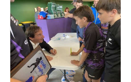 Philippe Sella vibre rugby avec Les enfants de l'Ovale 